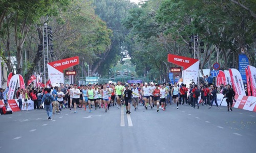 Hàng	 nghìn vận động viên chinh phục cung đường xanh tại Giải Marathon quốc tế TP. Hồ Chí Minh Techcombank 2019